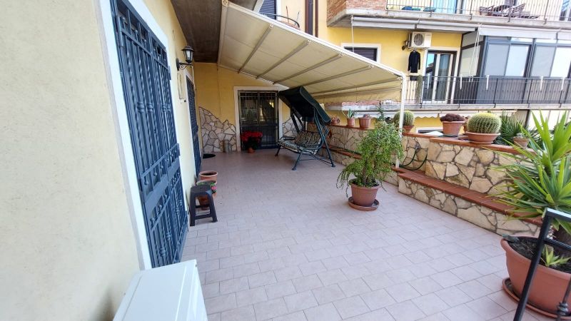 Appartamento con garage, Gravina di Catania (CT)